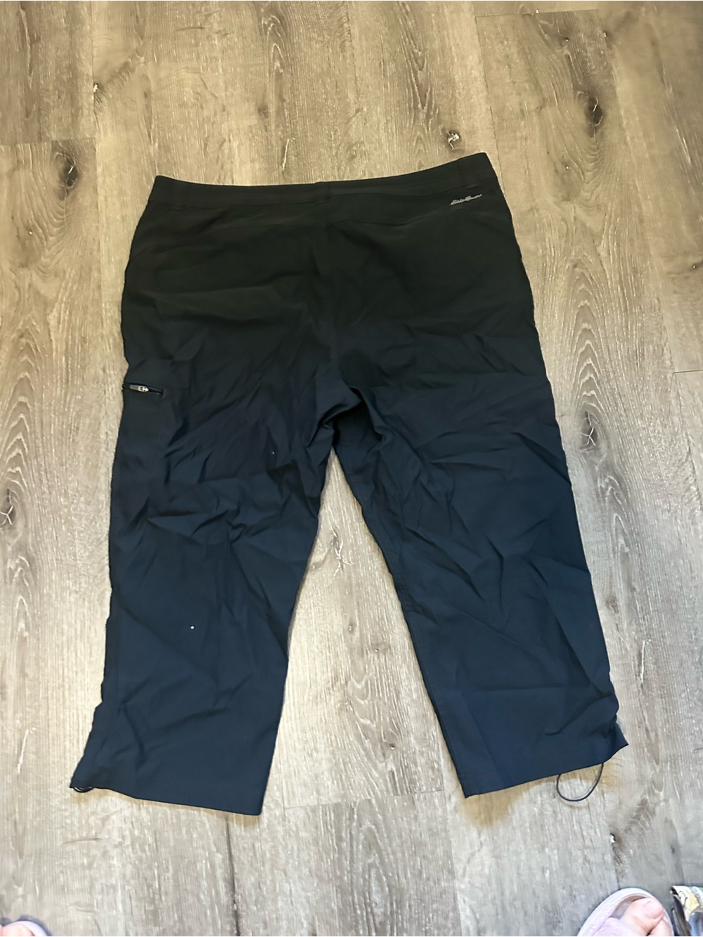 Eddie Bauer Black Capri Pants - Picture 3 of 8